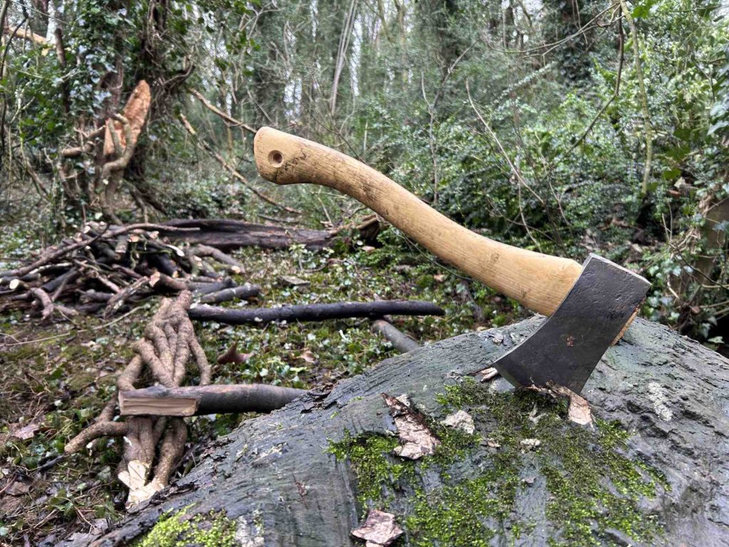 Skol Knives